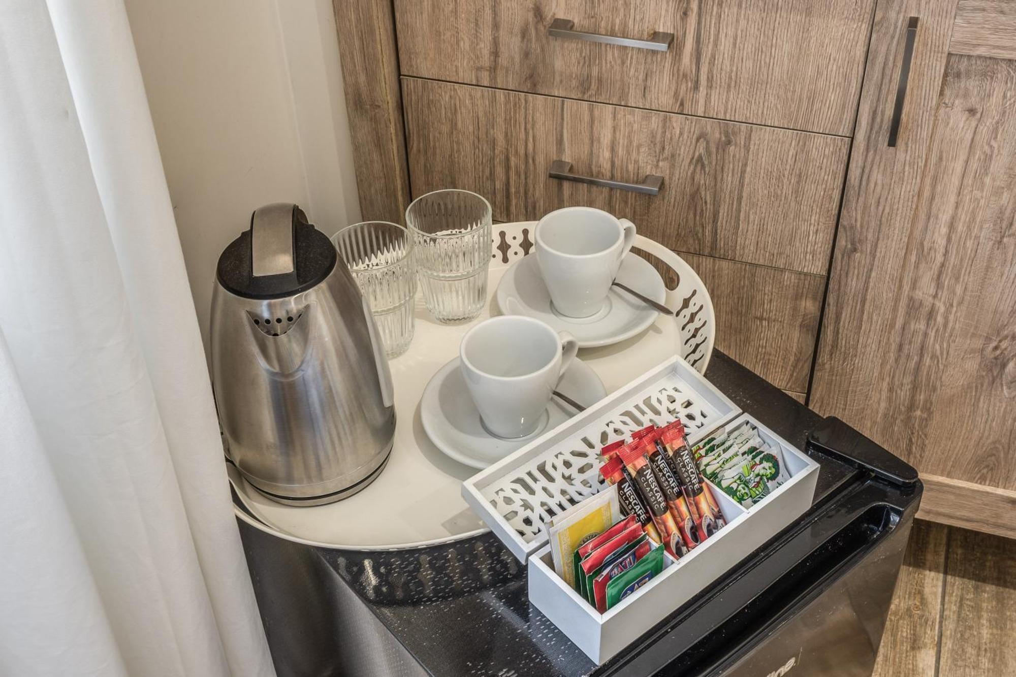Camera E Caffe Deluxe 那不勒斯 外观 照片